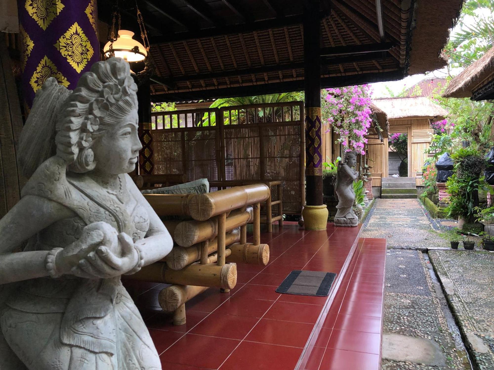 1Bd Guest House In Family Compound1, 15 Minute Walk To Yoga Barn Ubud Kültér fotó