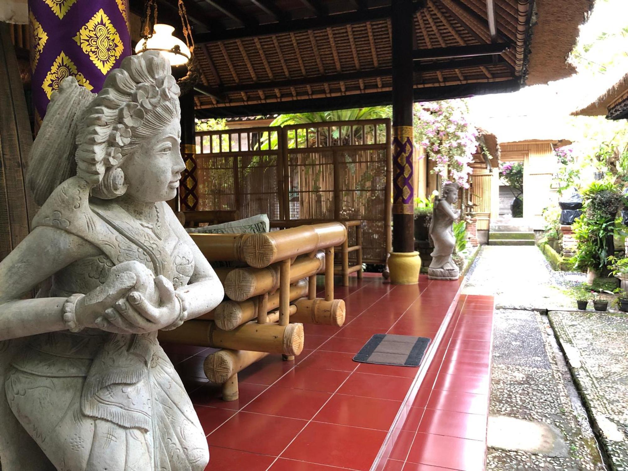1Bd Guest House In Family Compound1, 15 Minute Walk To Yoga Barn Ubud Kültér fotó